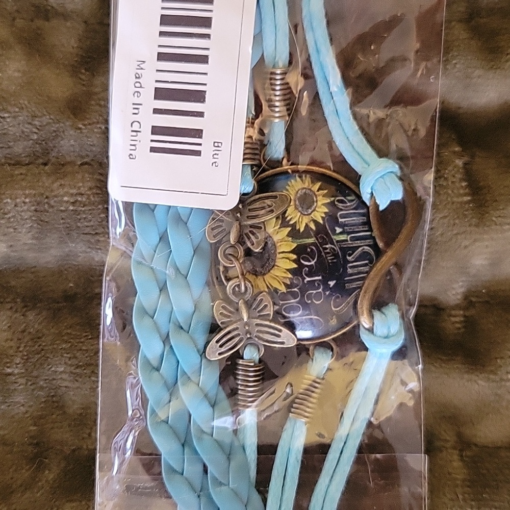 Blue bracelet - Picture 2 of 2